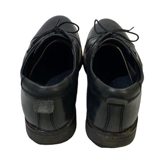 Red Tape | Black Oxfords - Picture 3 of 6